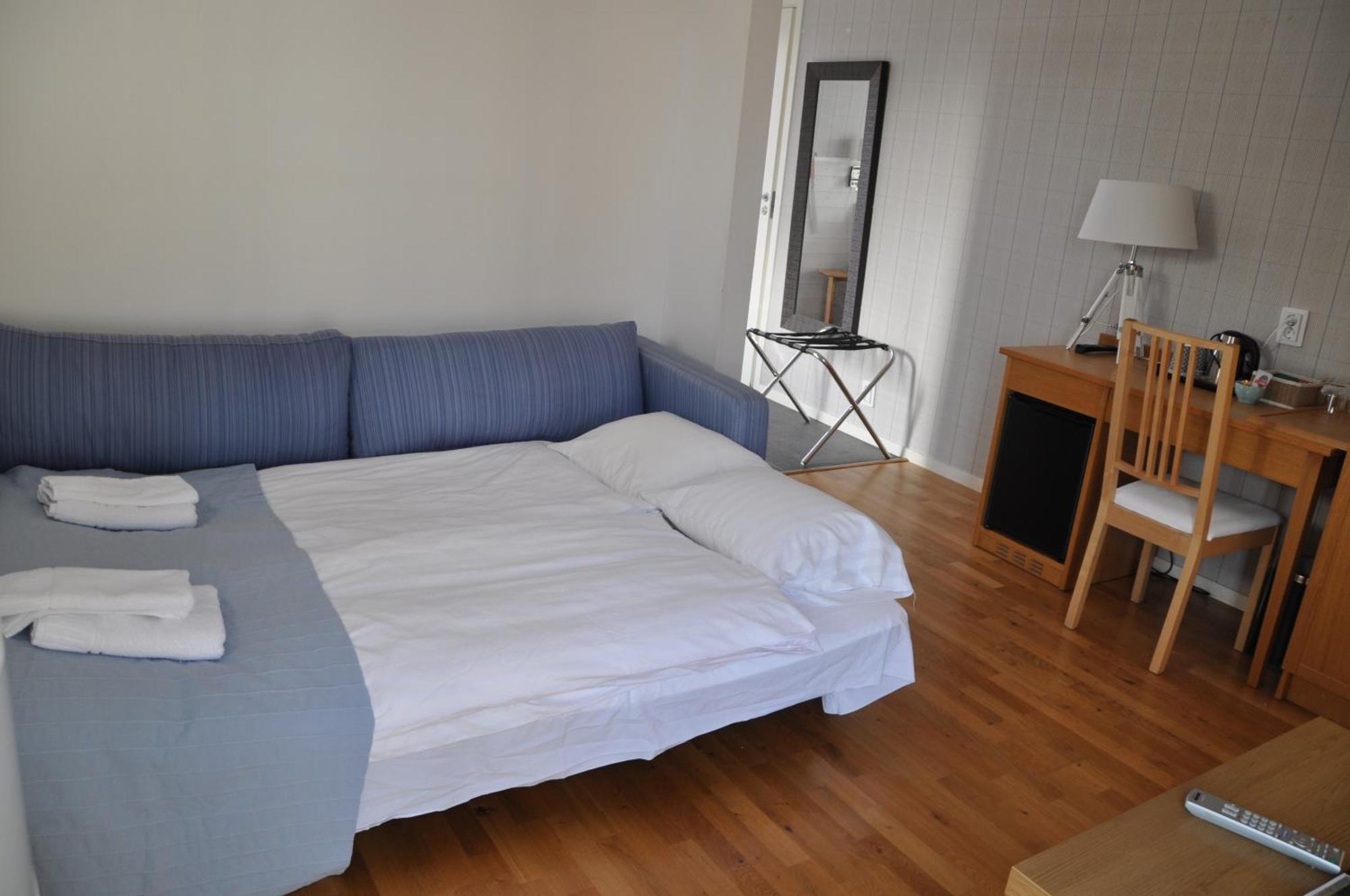 Hotel Bella Luna โบสตัด ภายนอก รูปภาพ